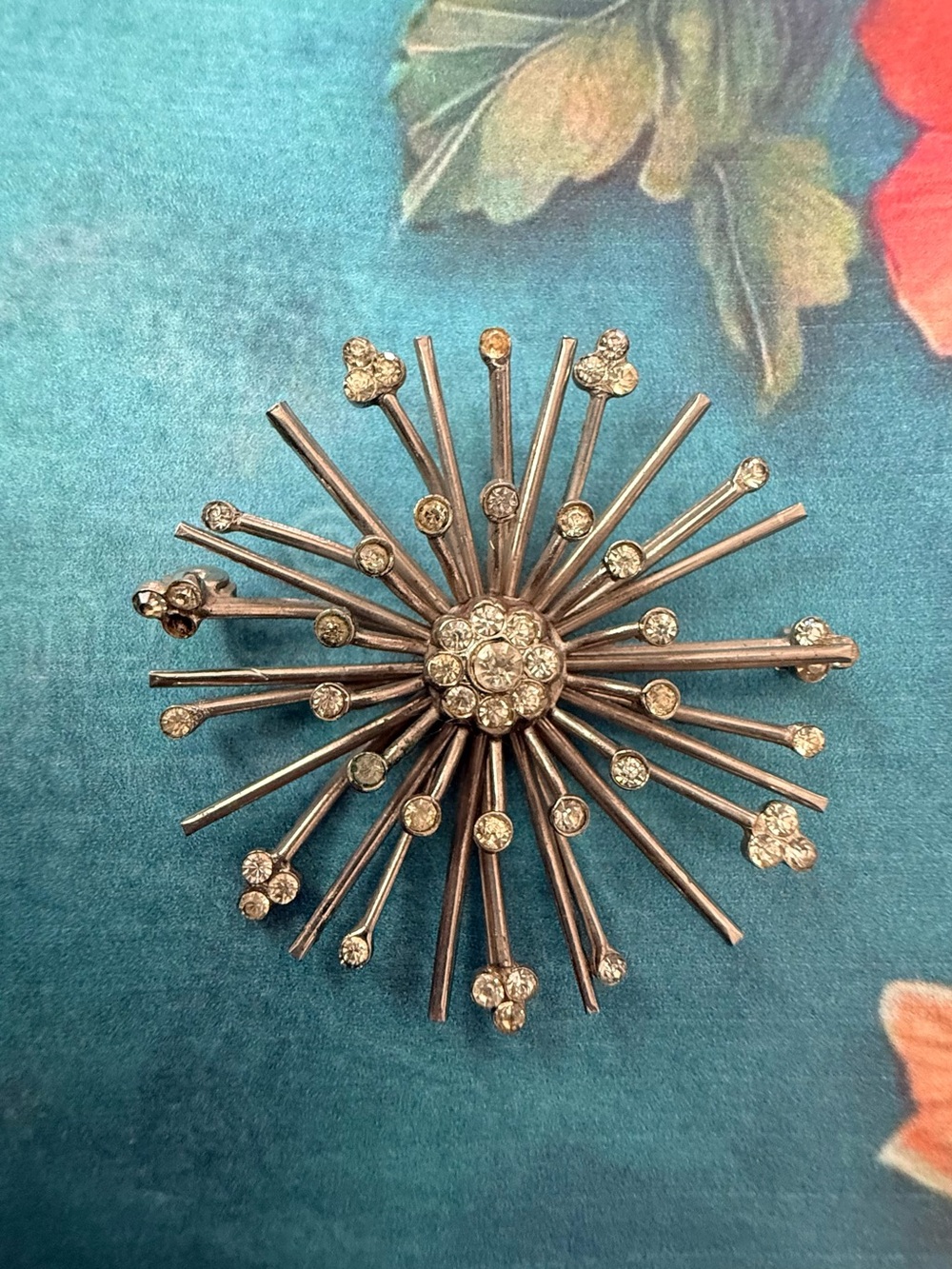 Vintage-Style Silver Brooch with Crystal Accents - Silver